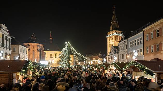 Slavnostní rozsvěcení vánočního stromu v Chomutově. Archivní foto