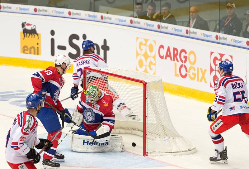 Čeští hokejisté porazili v Chomutově Norsko 4:0.