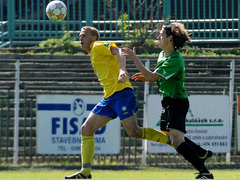 V sobotu 25. dubna se uskutečnil zápas 22. kola divizní fotbalové soutěže ve kterém se střetly týmy FC Chomutov a FK Teplice B který nakonec skončil 1:1.