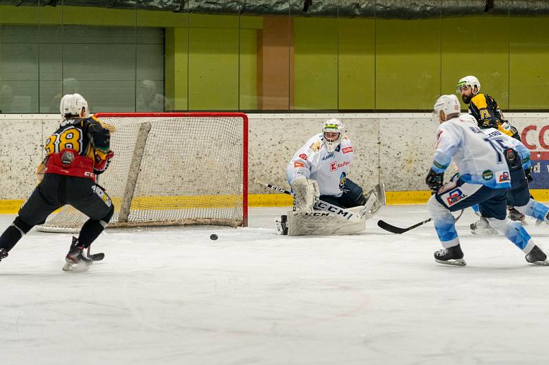 Kadaň versus Kladno.