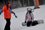 Sváteční lyžovačku si na Klínovci lidé nenechali ujít