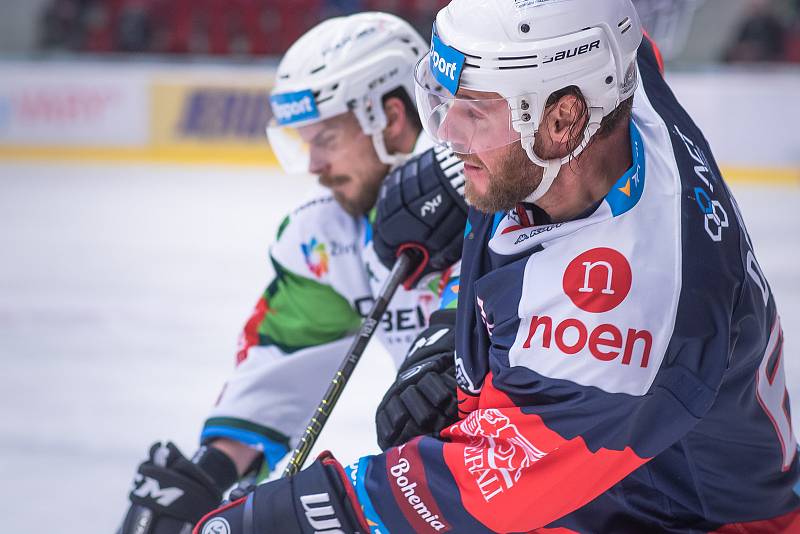 Utkání Tipsport extraligy HC Energie Karlovy Vary -  HC Piráti Chomutov.