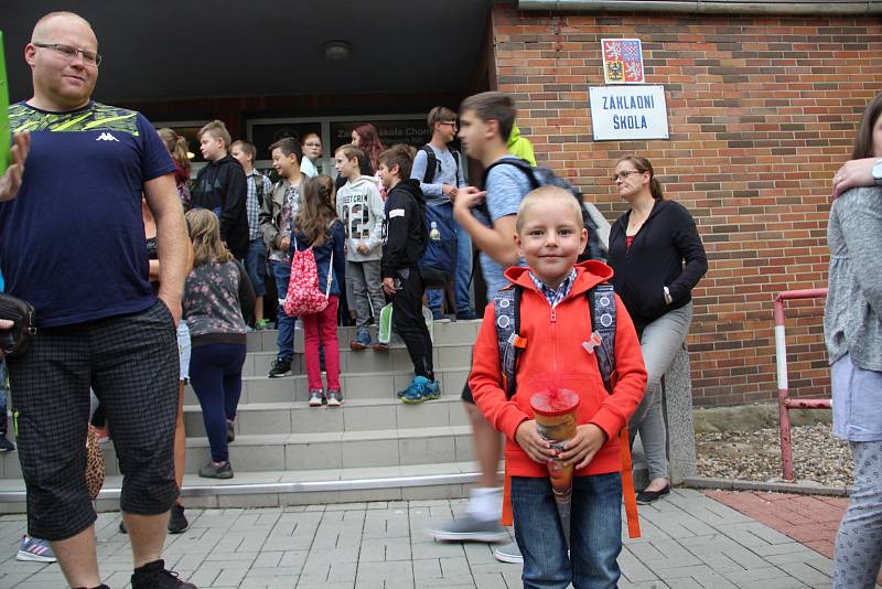 První školní den prožil i Patrik Kovařík, který nastoupil na základní školu Na Příkopech v Chomutově