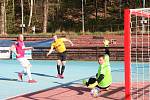 První letní futsalová liga má za sebou první turnaj.