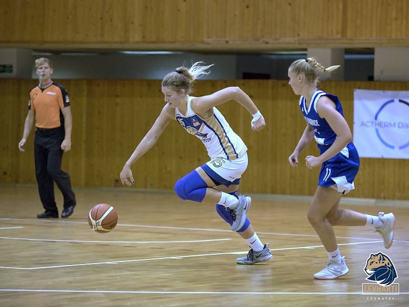 Zápas chomutovských basketbalistek.