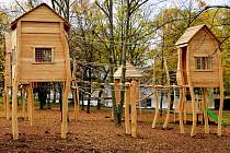 Nové lanové centrum v areálu Kamencového jezera poslouží dětským návštěvníkům