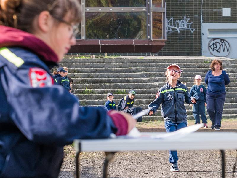 Sbor dobrovolných hasičů z Chomutova uspořádal  tradiční závod, který pořádá každým rokem. Letos se závod konal poprvé na bývalém letním stadionu v centru města.