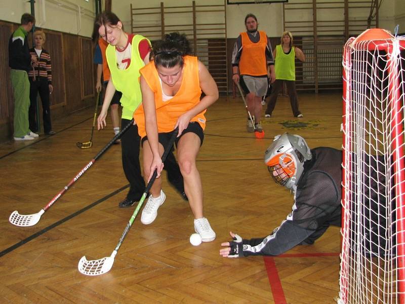 Maraton na Gymnáziu a Střední odborné škole začal v pátek ráno v 8 hodin a skončí v sobotu v 8,01h.