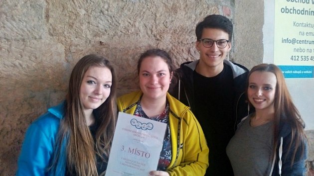 Markéta Petrová se spolužáky loni vybojovali i třetí místo v soutěži první pomoci v Ústeckém kraji.