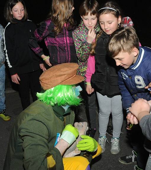 Noc v knihovně se nesla ve znamení Čtyřlístku.