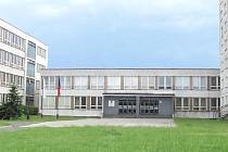 Střední odborná škola energetická a stavební, Obchodní akademie a Střední zdravotnická škola v Chomutově.