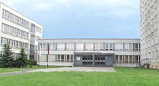 Střední odborná škola energetická a stavební, Obchodní akademie a Střední zdravotnická škola v Chomutově.