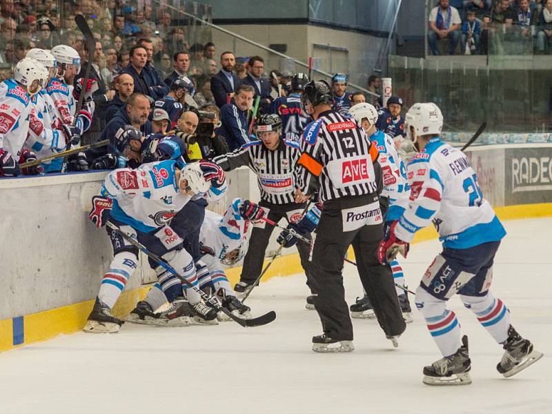 Semifinále play off hokejové extraligy - 6. zápas: Chomutov – Bílí Tygři Liberec.