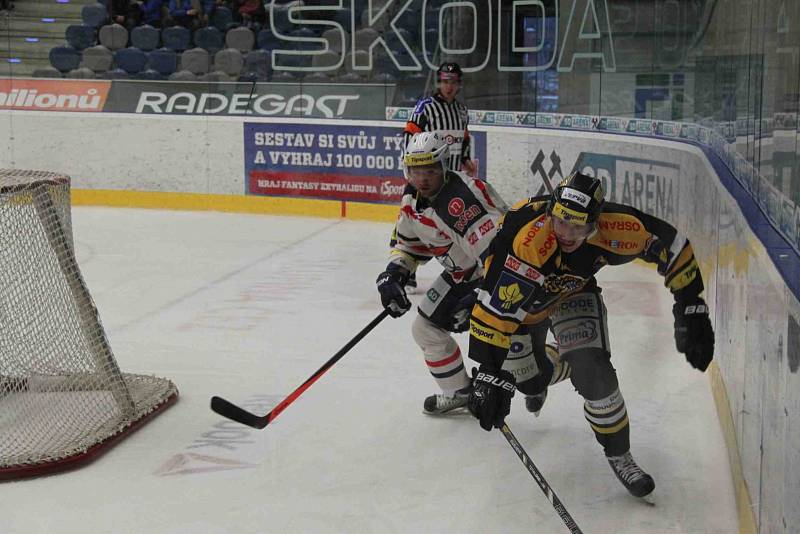 Piráti Chomutov – HC Verva Litvínov   1 : 3 