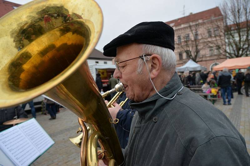 Zabijačkové trhy v Jirkově.