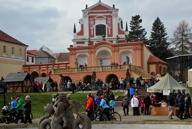 Velikonoce na zámku v Klášterci.