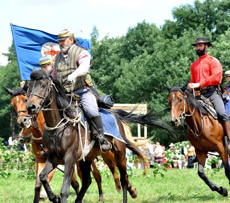 Poslední indiánské války 2016 v Březně.