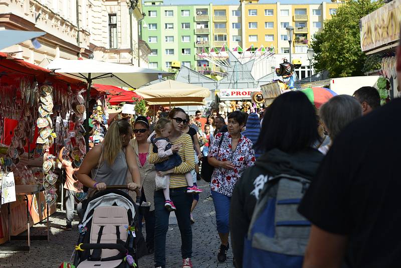 Při hornické pouti byl vyhlášen nejlepší občan Jirkova bývalý starosta Filip Škapa. Na koncertě zapěla Anna K.