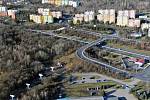 Výstavba nové silnice u Chomutova.
