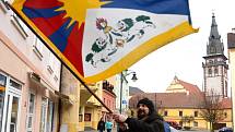 Tibetská vlajka zavlála v Chomutově.