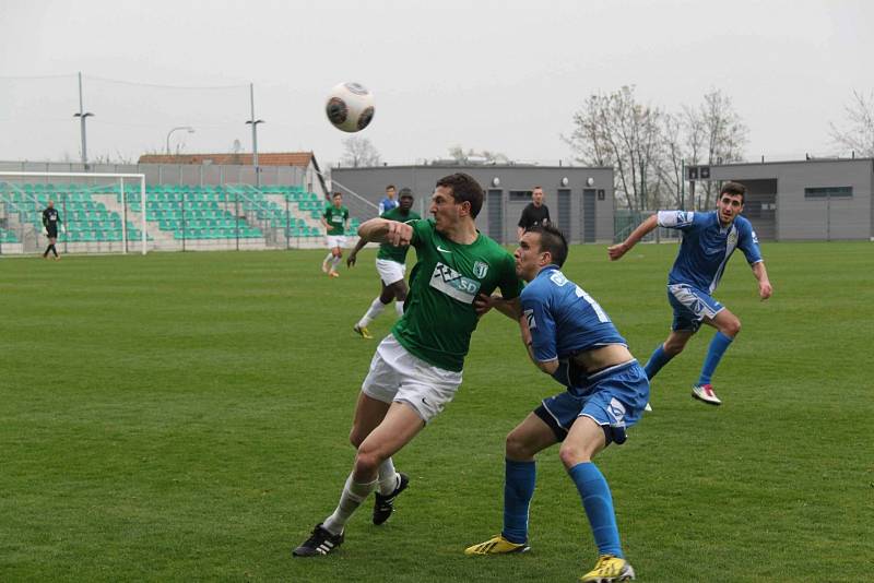 FC Chomutov - FK Králův Dvůr 3:0.