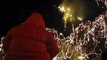 Video z rozsvícení stromku v Jirkově. 5.12. 2008.