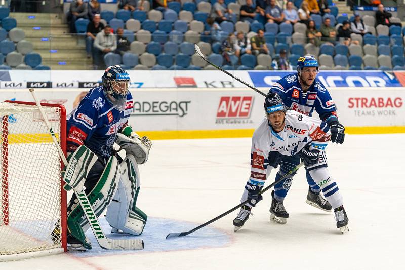 Kladno se na startu extraligy utkalo v Chomutově s Vítkovicemi.