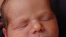 Tadeáš Kučera se narodil mamince Kateřině Kučerové z Chomutova dne 24. 2. v 8:09 hodin. Prvně se rozkřičel v kadaňské nemocnici, kde mu porodníci zapsali váhu 2,98 kg a míru 47 cm.