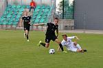 FC Chomutov (v bílém) - TJ Sokol Libiš