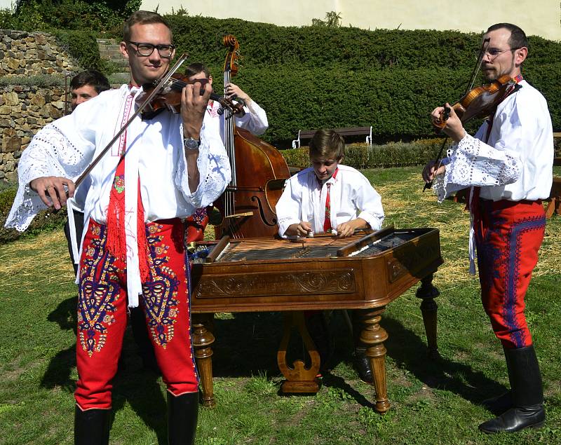 Svatováclavské vinobraní v Kadani.