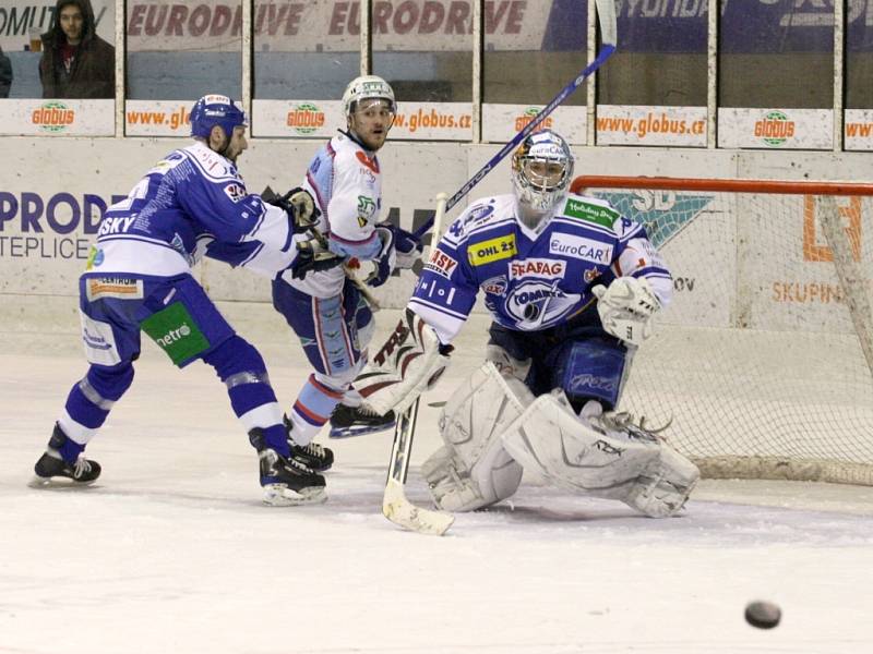 Na ledové ploše chomutovského zimního stadionu se utkali domácí hokejisté KHL Chomutov s týmem z HC Kometa Brno.