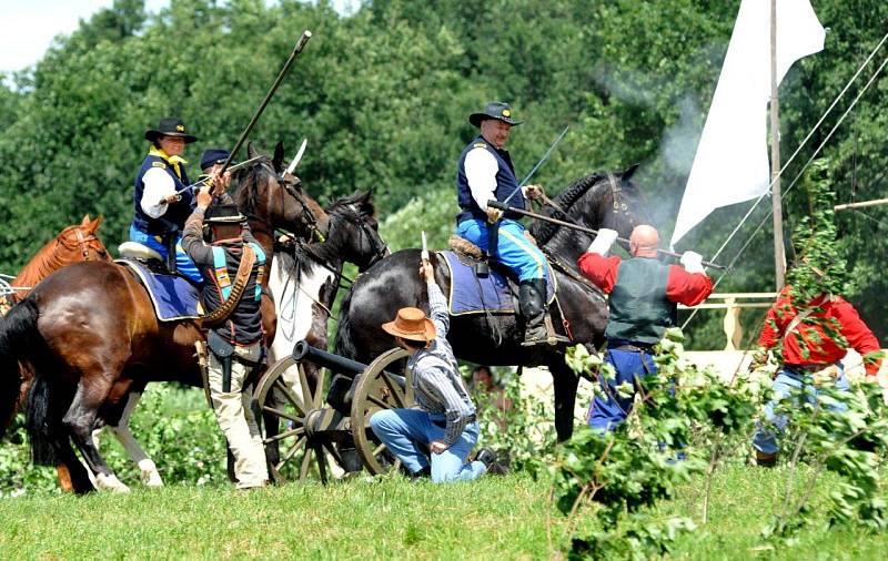 Poslední indiánské války 2016 v Březně.