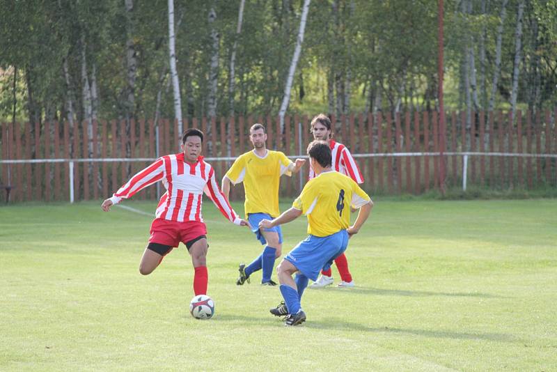 Ze zápasu okresního přeboru Otvice - 1. SK Jirkov.