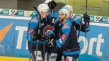 Piráti dnes dohrávají odložený zápas s HC Olomouc. Po první třetině je stav 1:0, kdy se v poseldní sekundě 1.třetiny trefil kapitán týmu Michal Vondrka. (6.12.2017)