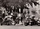 V dalším díle našeho historického seriálu se vypravíme do roku 1972. V Kadani v září slavili Hornický den a v tomto roce ho vylepšily závody motokár a také prototypů Formule 1.