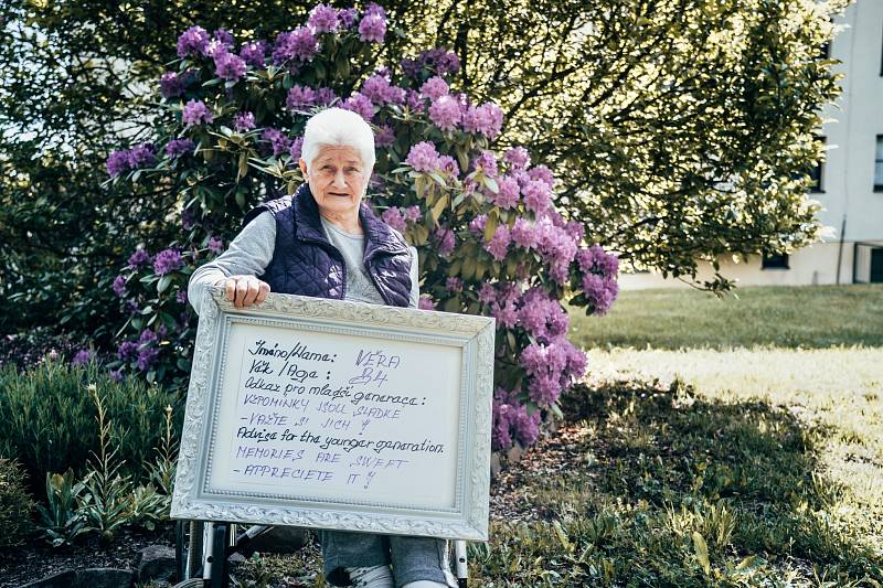 Senioři z Jirkova napsali své vzkazy mladším generacím