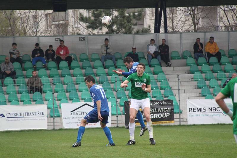 FC Chomutov - FK Králův Dvůr 3:0.