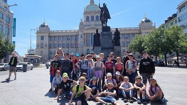 Čtvrťáci ze ZŠ Kadaňská si užívali výlet do Prahy.