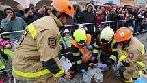 Krajská soutěž hasičů ve vyprošťování zraněných osob v Chomutově