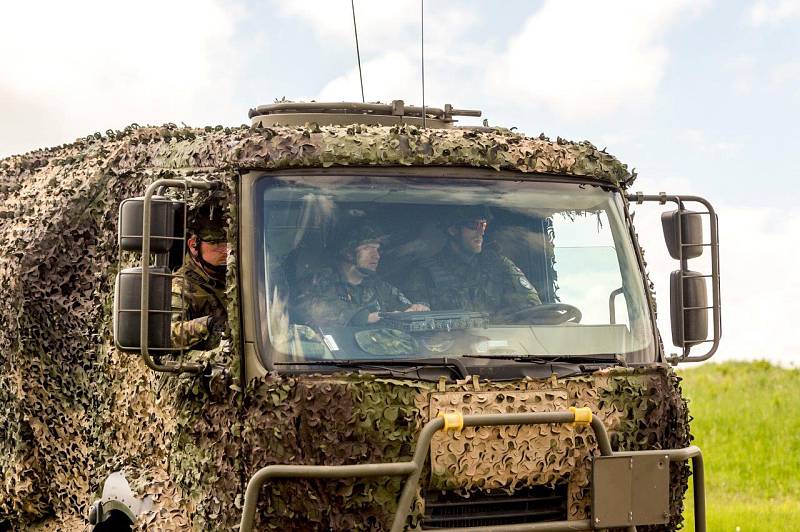 Bojovými střelbami z protiletadlových raketových kompletů vyvrcholilo tento týden ve vojenském újezdu Hradiště na Karlovarsku mezinárodní cvičení Tobruq Arrows 2016.