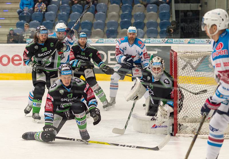 První zápas předkola play-off se Pirátům zle nevyvedl. Mladé Boleslavi podlehli vysoko 1:7