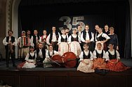 Folklorní soubor Krušnohor oslavil 35. výročí svého založení