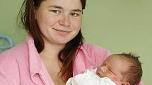 Dceru Terezku Jakešovou porodila 2. srpna ve 22.02 v chomutovské nemocnici Zuzana Erretová z Jirkova. Malá měřila 50 centimetrů a vážila tři kilogramy.