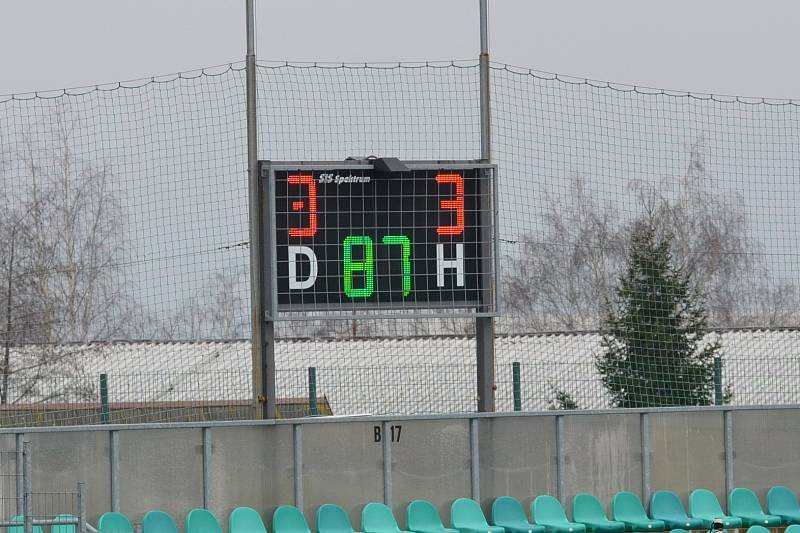 FC Chomutov (modří) - FK Brandýs n. Labem 4:3 pk