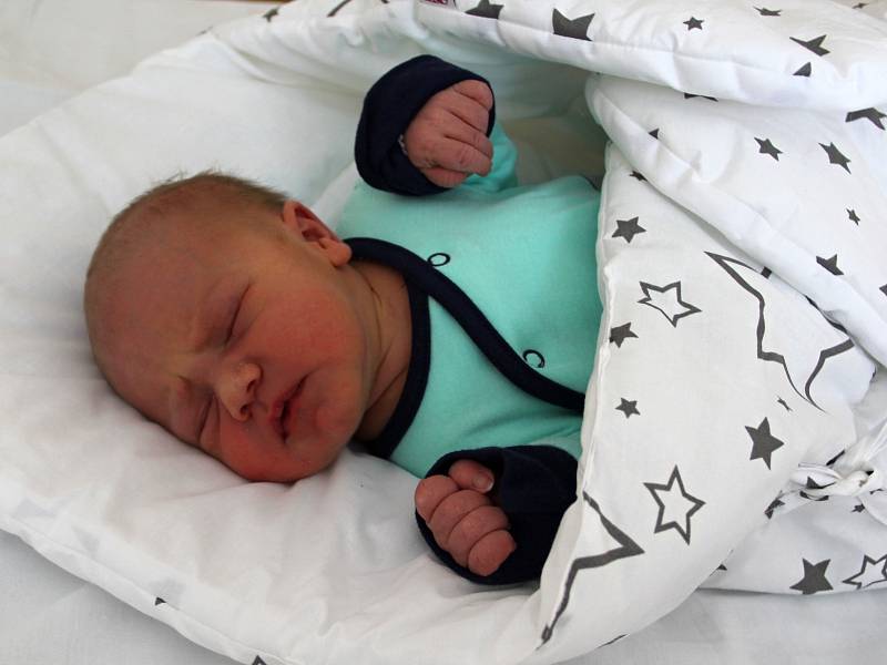 Šimon Semivan se narodil mamince Zuzaně Trešlové a tatínkovi Ondřejovi Semivanovi z Chomutova. Měřil 51 cm a vážil 3,5 kg.