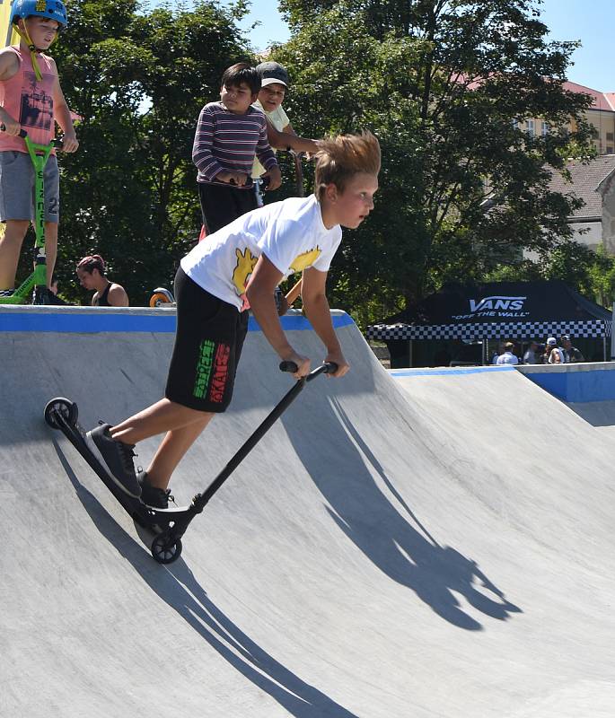 V Kadani prověřili nový skatepark.