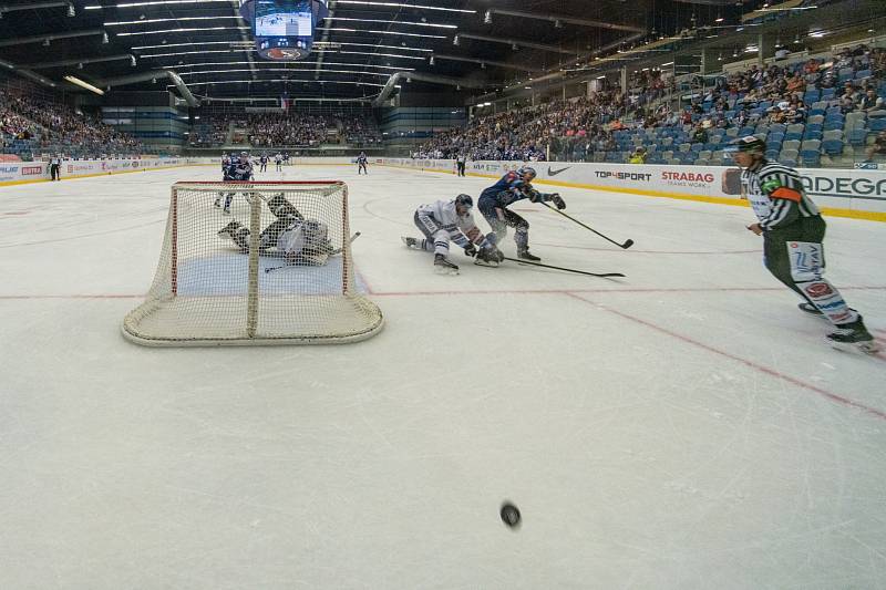 Kladno se na startu extraligy utkalo v Chomutově s Vítkovicemi.