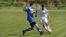 AFK LoKo Chomutov - SK Kladno 5 : 2, domácí v bílém.