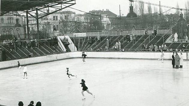 Zimní stadion v 50. letech.