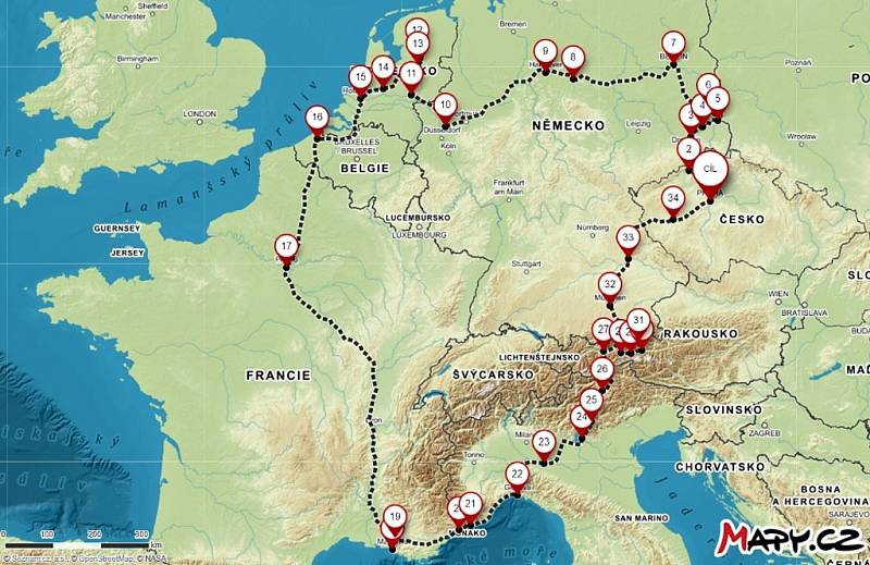 Chomutovští studenti na své dobrodružné cestě po Evropě urazili přibližně 4500 kilometrů.